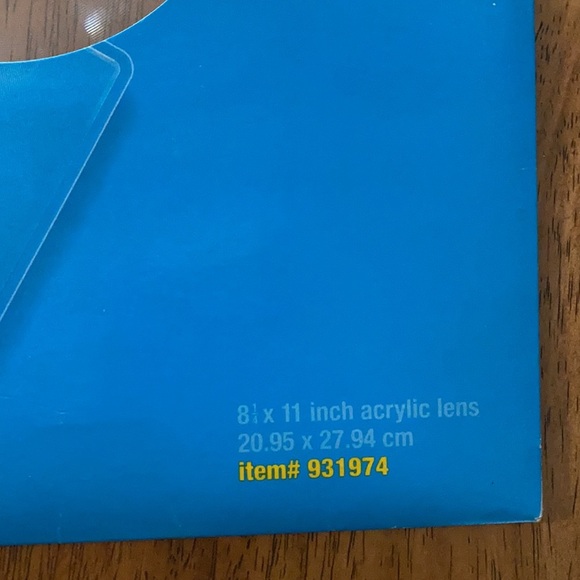 Staples - Picture 2 of 2